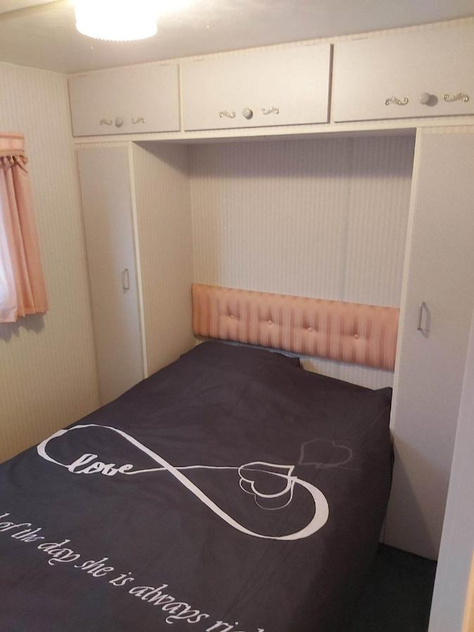 Caravan 2 Bedroom - New Camping Ideal دي هان المظهر الخارجي الصورة