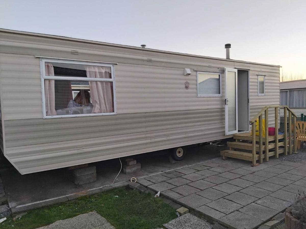 Caravan 2 Bedroom - New Camping Ideal دي هان المظهر الخارجي الصورة