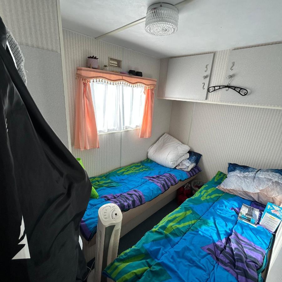 Caravan 2 Bedroom - New Camping Ideal دي هان المظهر الخارجي الصورة