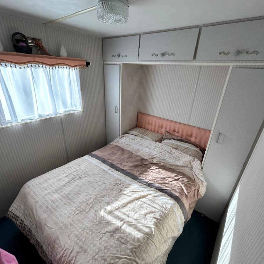 Caravan 2 Bedroom - New Camping Ideal دي هان المظهر الخارجي الصورة